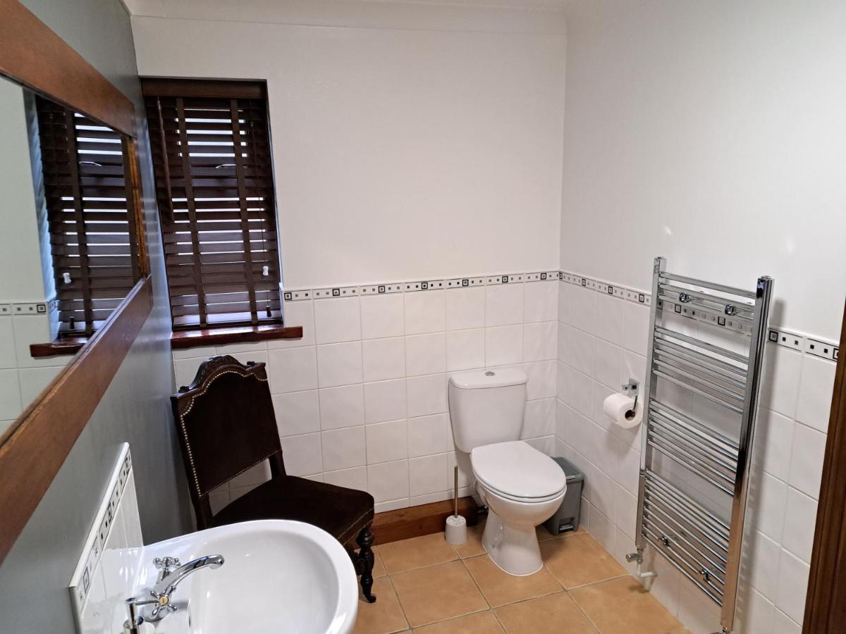 بيتربرو Highfields Holidays Bed & Breakfast المظهر الخارجي الصورة