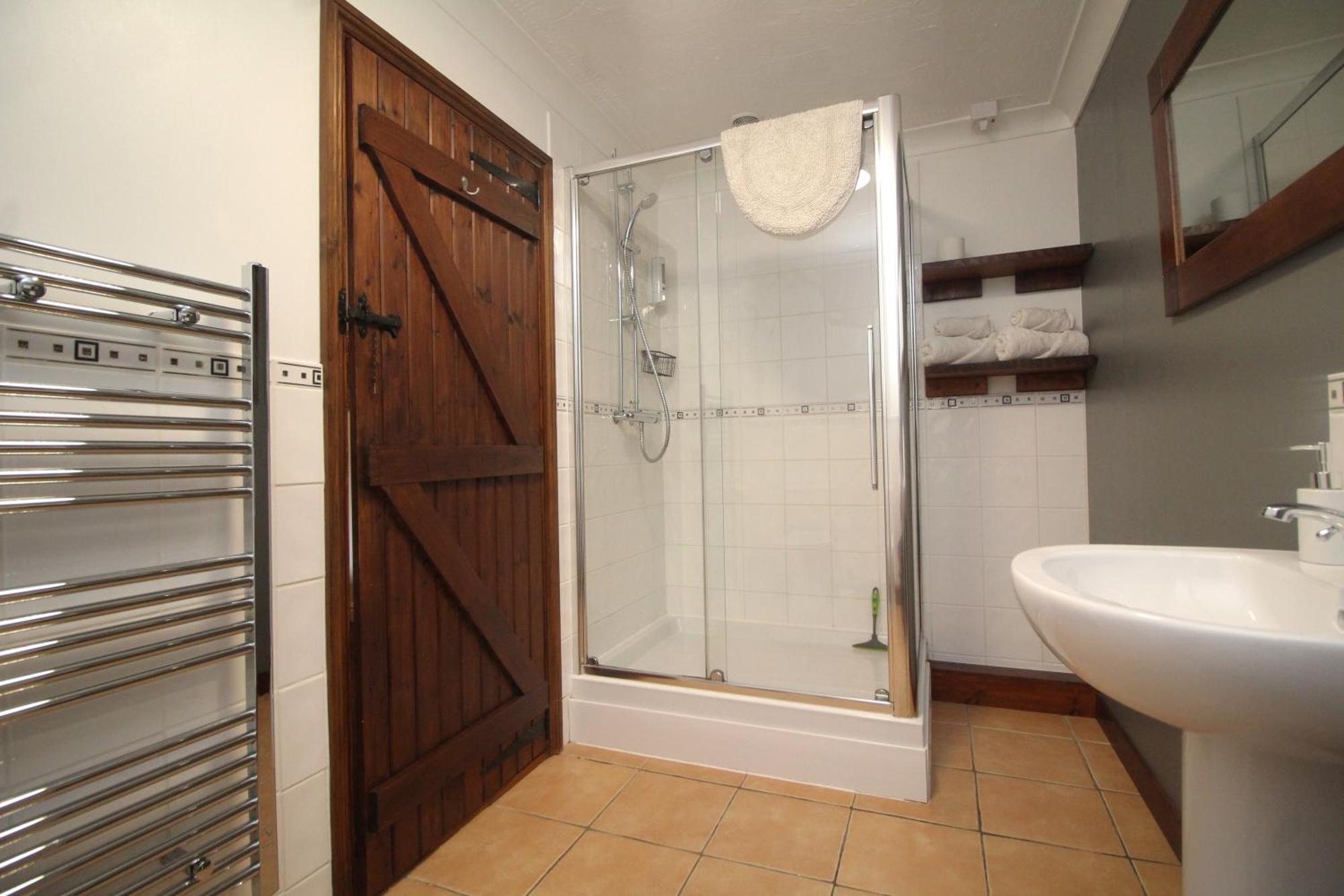 بيتربرو Highfields Holidays Bed & Breakfast المظهر الخارجي الصورة